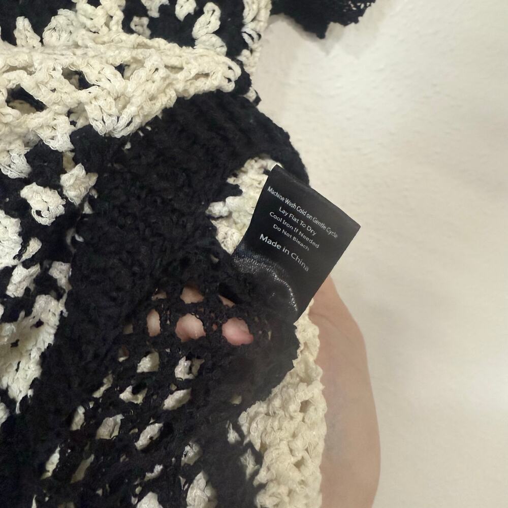 POL Black White Patchwork Crochet Macrame Knit V … - image 6